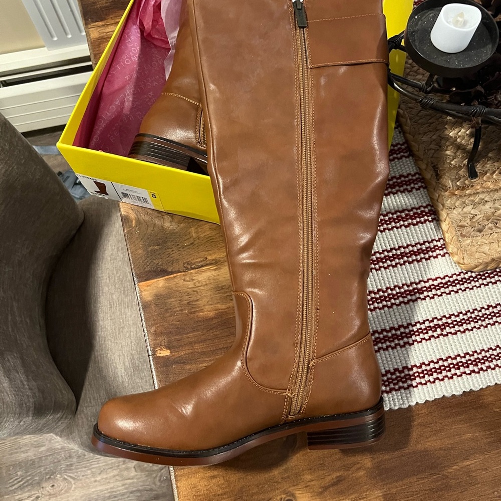 Kenneth Cole Luggage boots